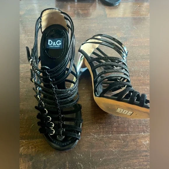 D&G Women's Black Strappy Heels - Picture 1 of 1